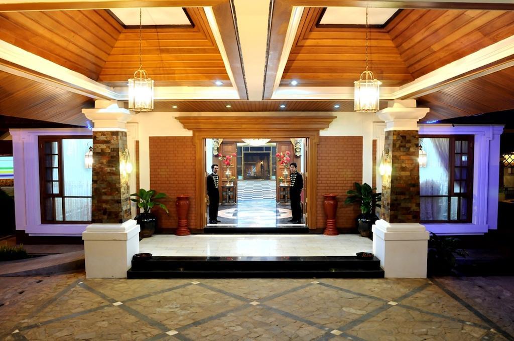 Royal Reward Resort Pyin Oo Lwin Exterior foto
